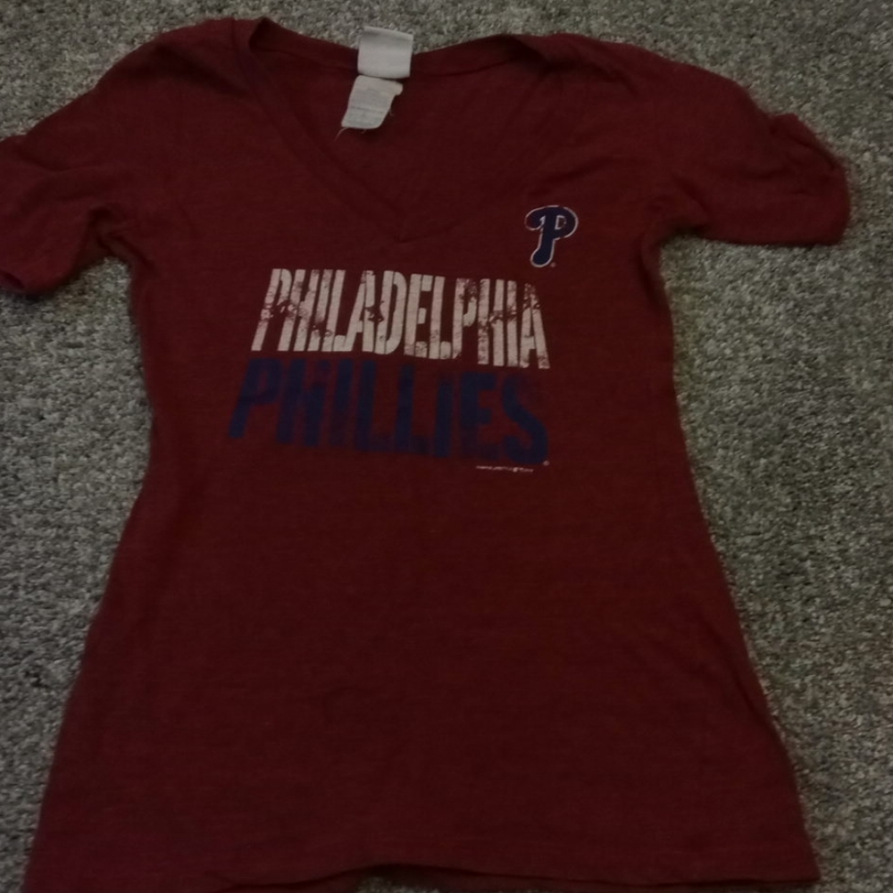 Phillies top